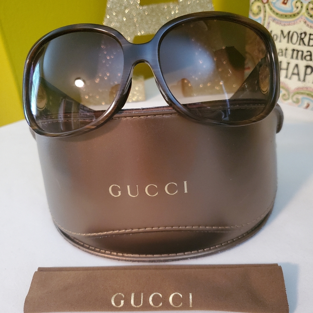Authentic Gucci brown Sunglasses